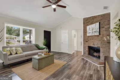 325 Forrest Avenue, Savannah, GA 31404 - Photo 8