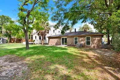 325 Forrest Avenue, Savannah, GA 31404 - Photo 32