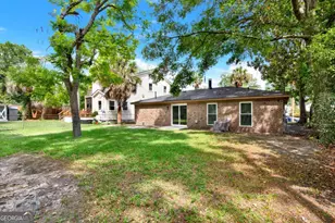 325 Forrest Ave, Savannah, GA 31404 - Photo 32