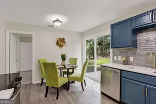 325 Forrest Ave, Savannah, GA 31404 - Photo 14