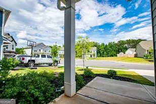 221 Asher Dr, Carrollton, GA 30116 - Photo 4