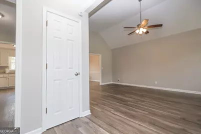 189 Stonefield Circle, Macon, GA 31216 - Photo 6