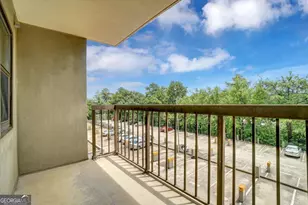 795 Hammond Dr, Atlanta, GA 30328 - Photo 16