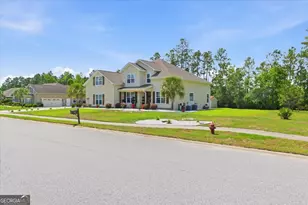 197 Belmont Cir, Brunswick, GA 31525 - Photo 4
