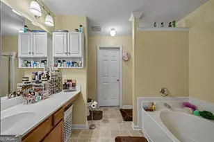 2091 Lakeshore Overlook Dr NW, Kennesaw, GA 30152 - Photo 14