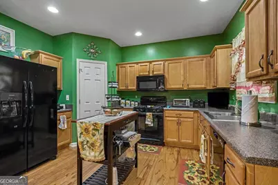 2091 Lakeshore Overlook Drive NW, Kennesaw, GA 30152 - Photo 8