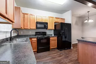 1255 Chinon Point, Lithonia, GA 30058 - Photo 10