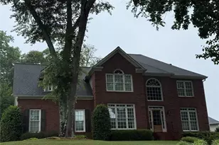 505 Estate Club Cir, Roswell, GA 30075 - Photo 2