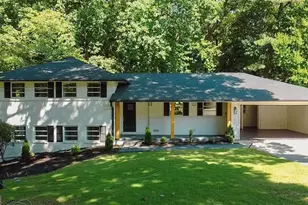 3539 Embry Cir, Atlanta, GA 30341 - Photo 4