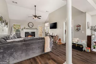 428 Cross Creek Way, Warner Robins, GA 31088 - Photo 4