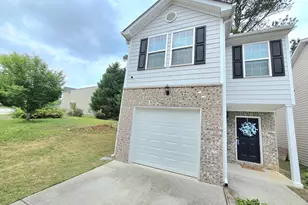 2365 Hackamore Dr, Atlanta, GA 30349 - Photo 2