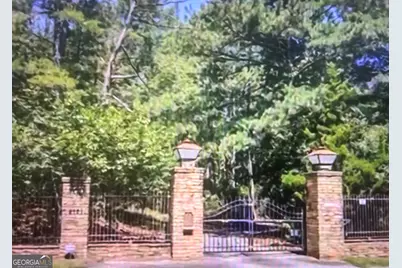 2101 Poplar Falls Road, Lithonia, GA 30058 - Photo 2