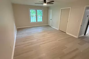 18 Regal Way, Lawrenceville, GA 30044 - Photo 12