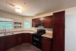 3753 Soapstone Rd, Decatur, GA 30034 - Photo 2