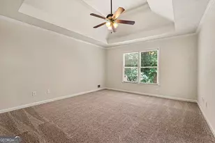 977 Sunny Glenn Ct, Lawrenceville, GA 30043 - Photo 4