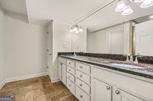 977 Sunny Glenn Ct, Lawrenceville, GA 30043 - Photo 20