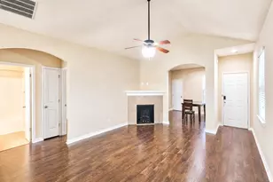 237 River Meadow Dr, Lagrange, GA 30241 - Photo 6