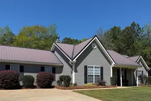 141 Cottonwood Trail, Jackson, GA 30233 - Photo 4