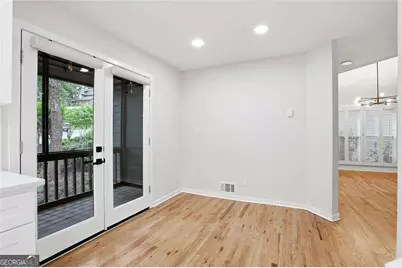 10210 Kinross Road, Roswell, GA 30076 - Photo 6