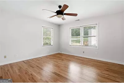 10210 Kinross Road, Roswell, GA 30076 - Photo 20