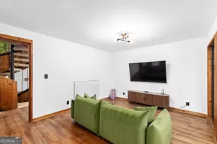 1080 Martin Ridge Rd, Roswell, GA 30076 - Photo 18