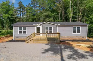 734 Hollywood Church Rd, Clarkesville, GA 30523 - Photo 1