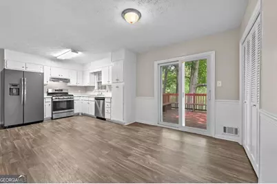 2914 Landmark Drive SE, Conyers, GA 30094 - Photo 10