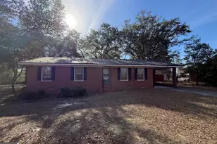 1612 Knox St, Dublin, GA 31021 - Photo 2