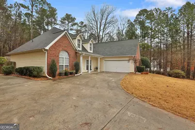 20 Grange Way, Sharpsburg, GA 30277 - Photo 2