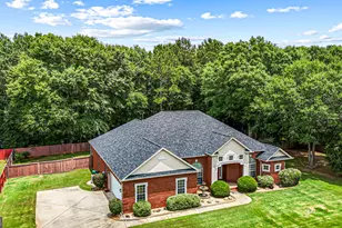 2022 Melrose Pl, Kathleen, GA 31047 - Photo 2