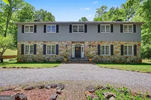 1127 Burch Branch Rd, Hiawassee, GA 30546 - Photo 2