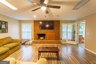 1194 Blackshear Hwy, Baxley, GA 31513 - Photo 20