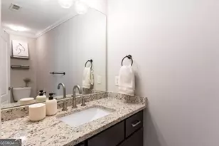 7 Chief Matthews Rd, Decatur, GA 30030 - Photo 18