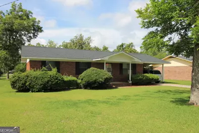 114 W 8th Street, Alma, GA 31510 - Photo 2