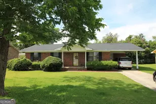114 W 8th St, Alma, GA 31510 - Photo 1