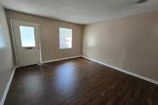 403 E Lawnwood Ave, Kingsland, GA 31548 - Photo 8