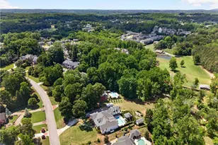 4960 Price Dr, Suwanee, GA 30024 - Photo 10