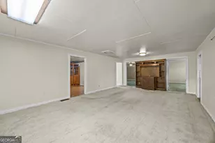362 S Jefferson St, Statham, GA 30666 - Photo 16
