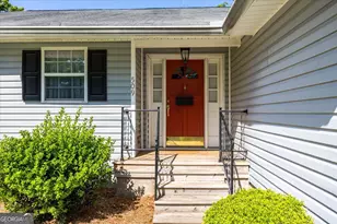 509 Virginia St, Forsyth, GA 31029 - Photo 2