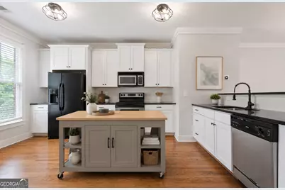 775 Liberty Commons Drive NW, Atlanta, GA 30314 - Photo 2