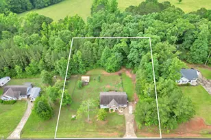221 Sandy Brook Cir, Thomaston, GA 30286 - Photo 2