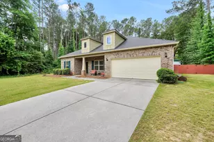 1002 Yorkshire Dr, Griffin, GA 30223 - Photo 2
