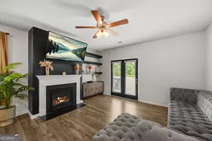 850 Bentley Dr, Fairburn, GA 30213 - Photo 10