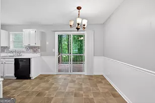 126 Doe Run Dr, Sharpsburg, GA 30277 - Photo 14