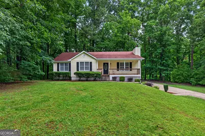 126 Doe Run Drive, Sharpsburg, GA 30277 - Photo 1