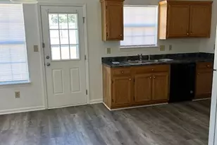 309 Brookside Dr, McDonough, GA 30253 - Photo 4