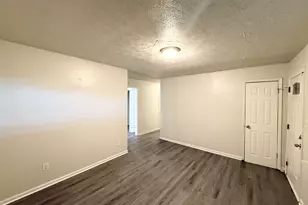 1465 Holcomb Ave, East Point, GA 30344 - Photo 4