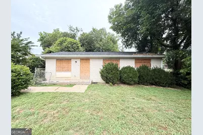 1465 Holcomb Avenue, East Point, GA 30344 - Photo 2