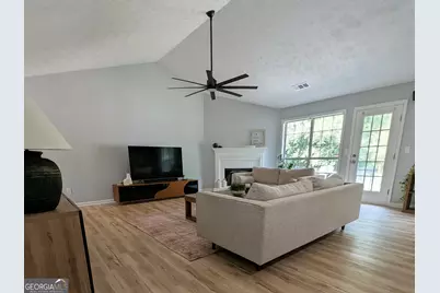 1333 Richland Creek Trail, Sugar Hill, GA 30518 - Photo 4