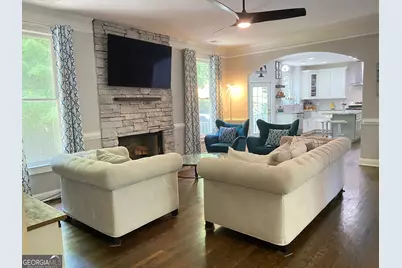 588 Lakeview Terrace SE, Smyrna, GA 30126 - Photo 6